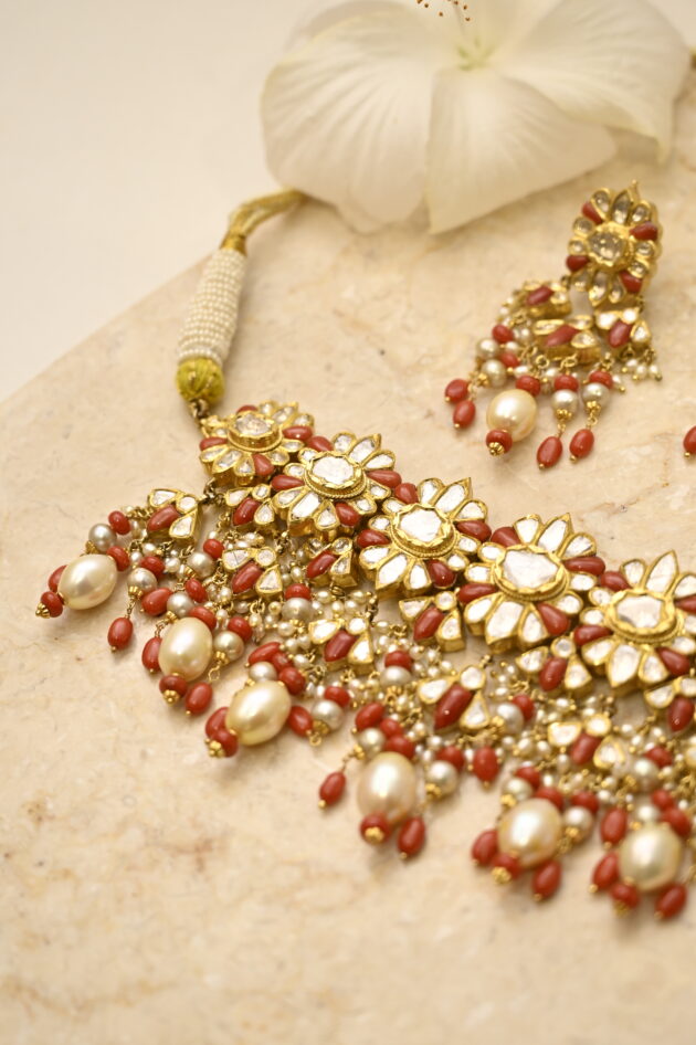 Coral & Polki Jadau Necklace with Earrings - Image 3