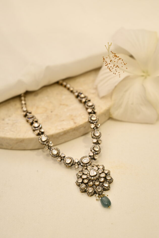 Victorian Small Polki Necklace with Emerald Drop - Image 7