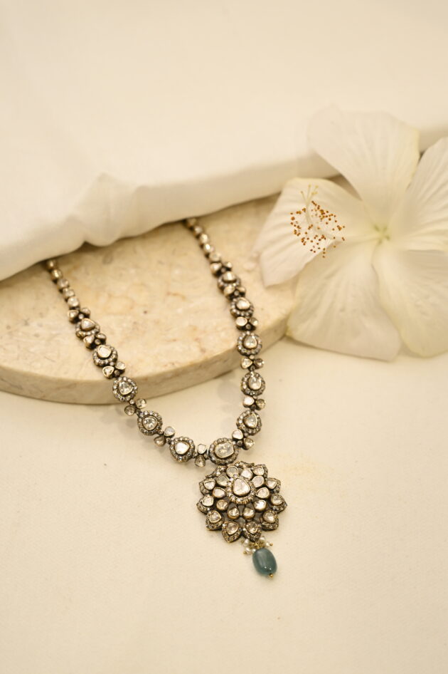 Victorian Small Polki Necklace with Emerald Drop - Image 3