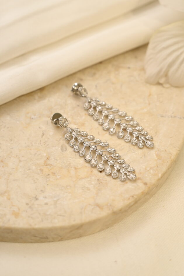 Rosecut & Diamond Long Earrings - Image 3