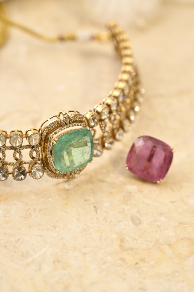 Polki & Diamond Hasli with Changeable Green & Pink Stone Necklace - Image 6