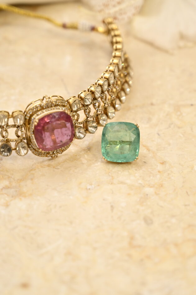 Polki & Diamond Hasli with Changeable Green & Pink Stone Necklace - Image 5