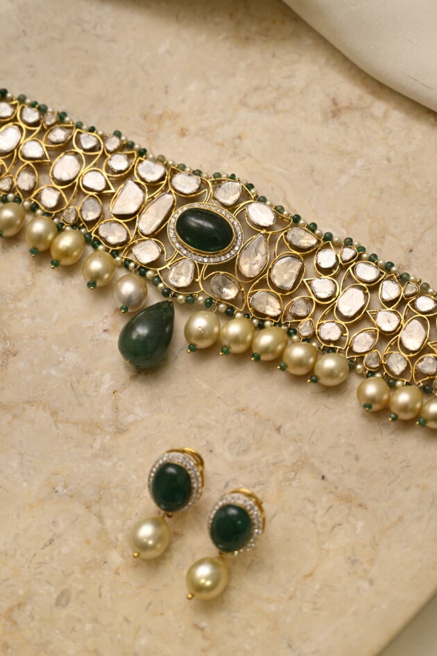 Big Scattered Polki Choker with Earrings - Image 5