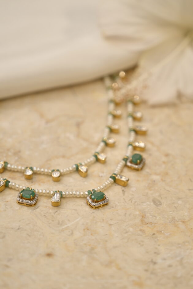 2 Layer Emereld Polki & Pearl Small Necklace with Earrings - Image 4