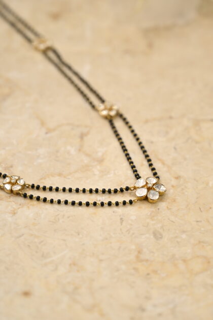 Polki Flower Blackbeads