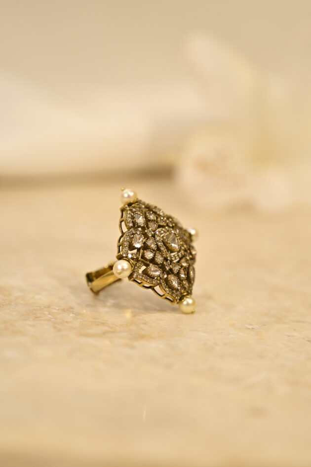 Polki & Diamond Cocktail Ring with Pearl - Image 3