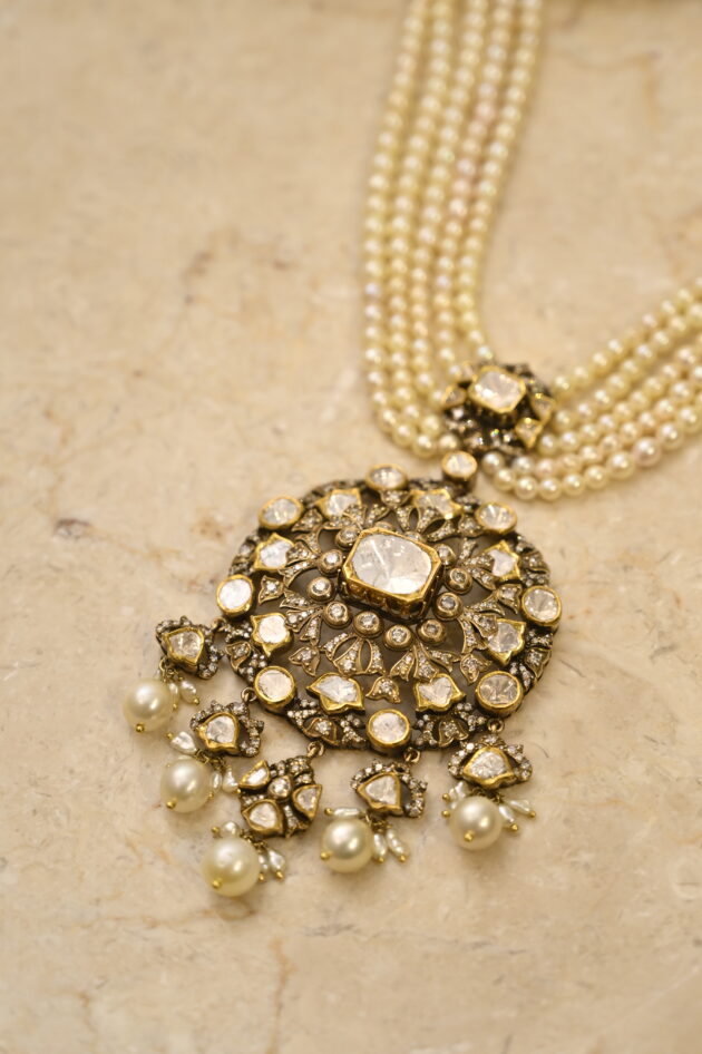 Victorian Polki Pendant with 5 line Pearls & Earrings - Image 3
