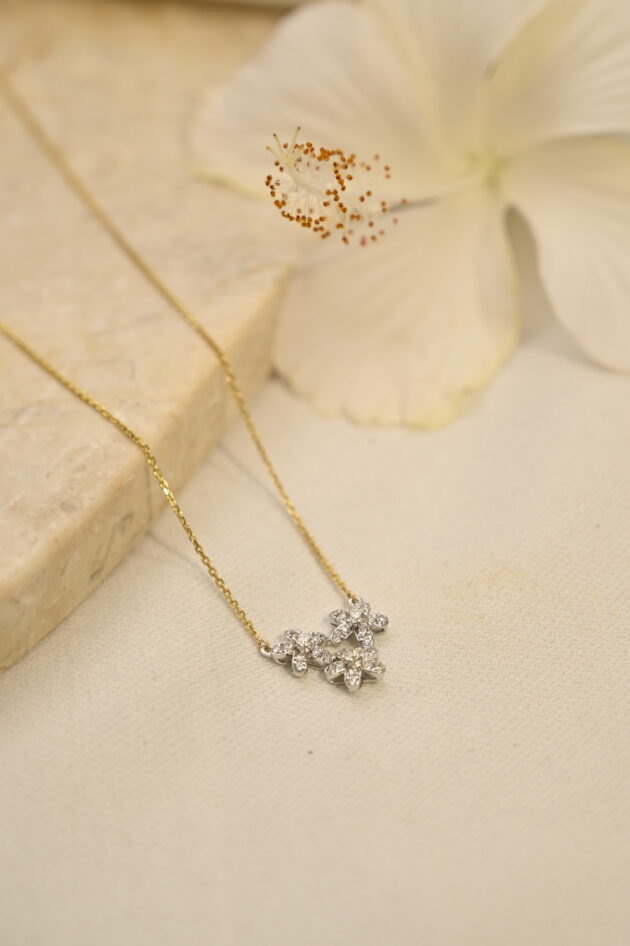 Tri Flower Diamond Chain - Image 5