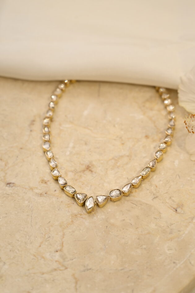 Rose cuts Single Line Necklace